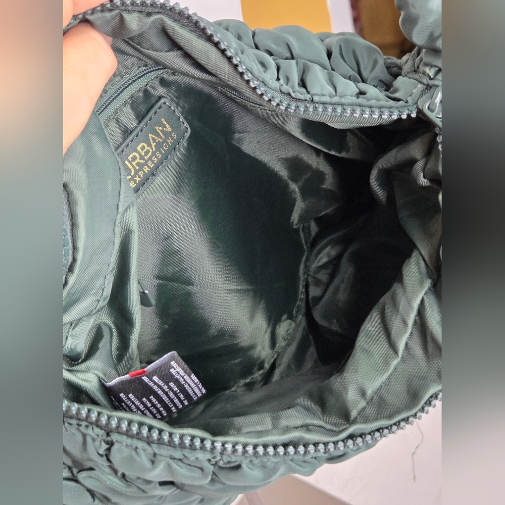 NWOT Urban Expressions Tamsin Quilted Green Hobo Bag Aprox 10"x12"inch - Picture 8 of 13